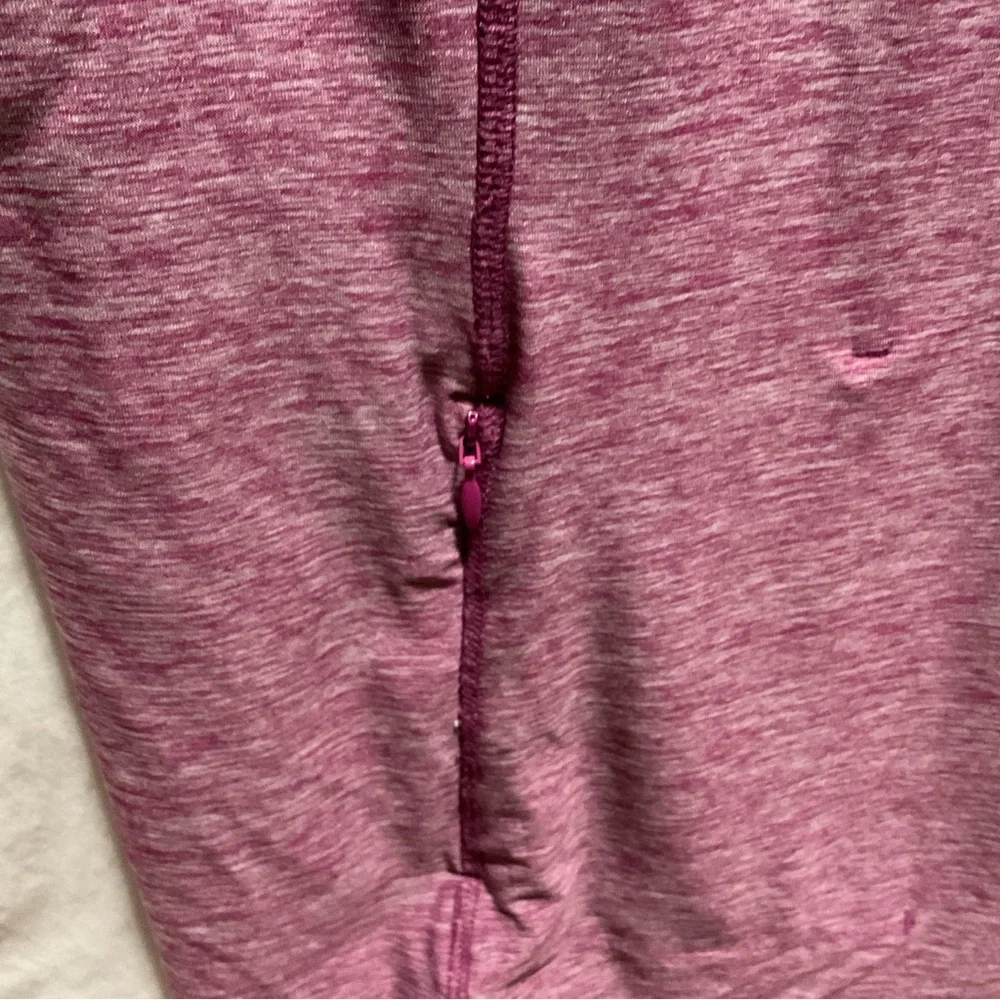 Duluth Women's V-Neck Short Sleeve Top - with pocket size L - Picture 4 of 6